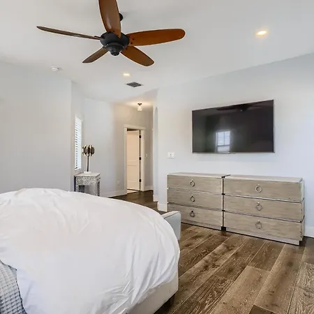 Villa Del Flamingo 4Bd 3Ba Private